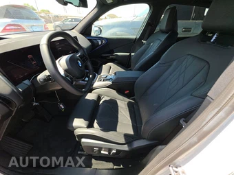 2026 BMW X3 30 xDrive - miniatura 13