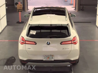 2026 BMW X3 30 xDrive - miniatura 6