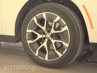 2026 BMW X3 30 xDrive - miniatura 10