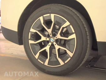 2026 BMW X3 30 xDrive - miniatura 11