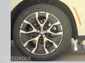 2026 BMW X3 30 xDrive - miniatura 10