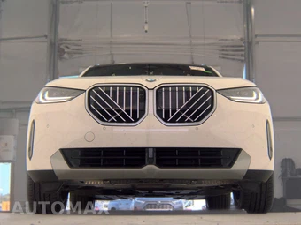 2026 BMW X3 30 xDrive - miniatura 3