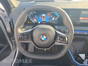 2026 BMW X3 30 xDrive - miniatura 10