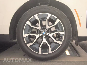 2026 BMW X3 30 xDrive - miniatura 10
