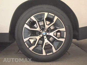 2026 BMW X3 30 xDrive - miniatura 12