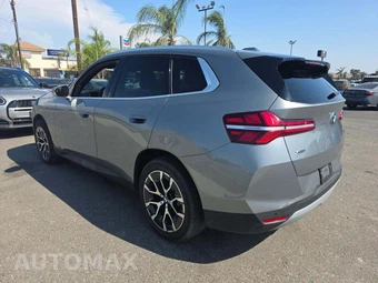 2026 BMW X3 30 xDrive - miniatura 2