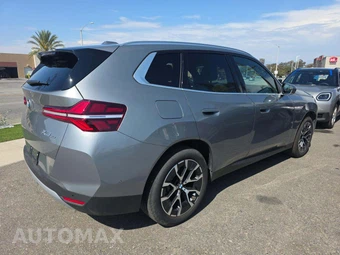 2026 BMW X3 30 xDrive - miniatura 3