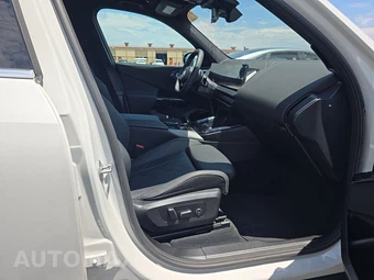 2026 BMW X3 30 xDrive - miniatura 8