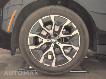 2026 BMW X3 30 xDrive - miniatura 9