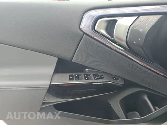 2026 BMW X3 30 xDrive - miniatura 15