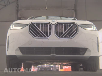 2026 BMW X3 30 xDrive - miniatura 3