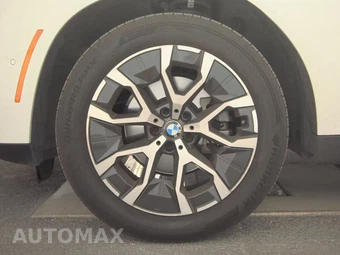 2026 BMW X3 30 xDrive - miniatura 9