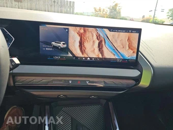 2026 BMW X3 30 xDrive - miniatura 10