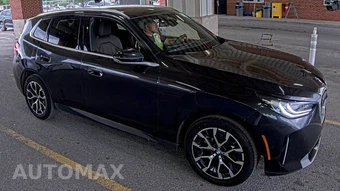 2026 BMW X3 30 xDrive - miniatura 3