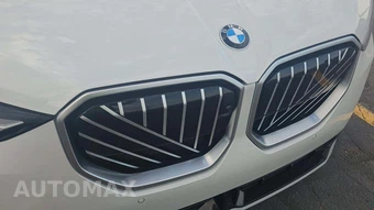 2026 BMW X3 30 xDrive - miniatura 20
