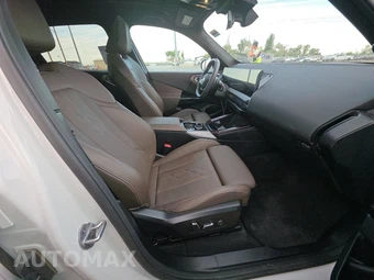 2026 BMW X3 30 xDrive - miniatura 8