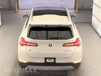 2026 BMW X3 30 xDrive - miniatura 5
