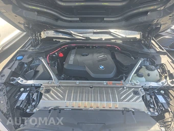 2026 BMW X3 30 xDrive - miniatura 16