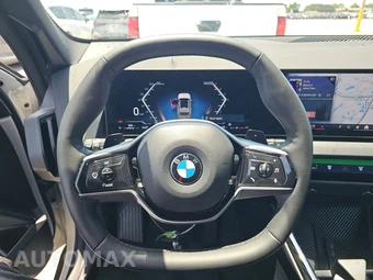2026 BMW X3 30 xDrive - miniatura 16