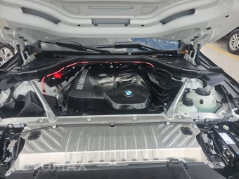 2026 BMW X3 30 xDrive - miniatura 15