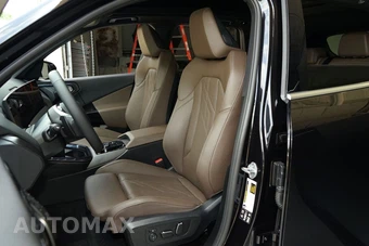 2026 BMW X3 30 xDrive - miniatura 8
