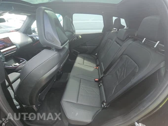 2026 BMW X3 30 xDrive - miniatura 13