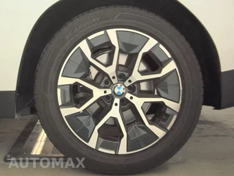 2026 BMW X3 30 xDrive - miniatura 12