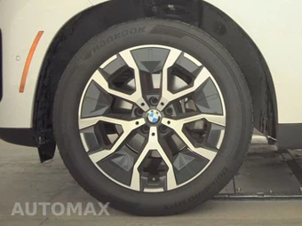 2026 BMW X3 30 xDrive - miniatura 9