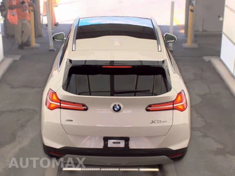 2026 BMW X3 30 xDrive - miniatura 6