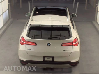 2026 BMW X3 30 xDrive - miniatura 6