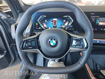 2026 BMW X3 30 xDrive - miniatura 10