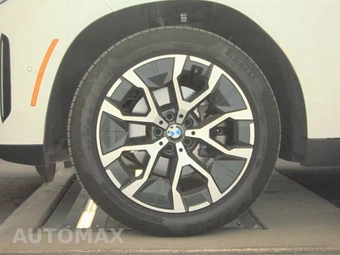 2026 BMW X3 30 xDrive - miniatura 9