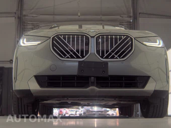 2026 BMW X3 30 xDrive - miniatura 3