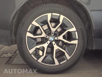 2026 BMW X3 30 xDrive - miniatura 11