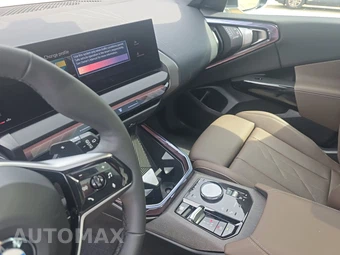 2026 BMW X3 30 xDrive - miniatura 17