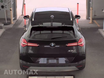 2026 BMW X3 30 xDrive - miniatura 6