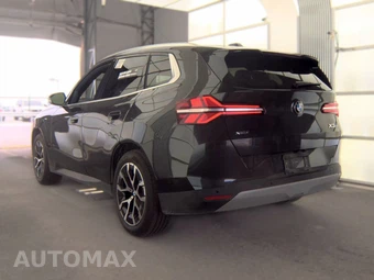 2026 BMW X3 30 xDrive - miniatura 8