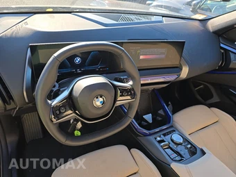 2026 BMW X3 30 xDrive - miniatura 11
