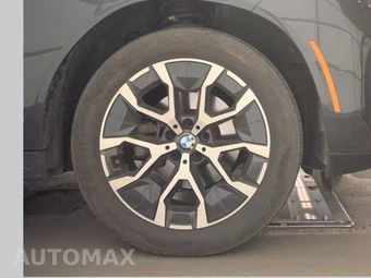 2026 BMW X3 30 xDrive - miniatura 10