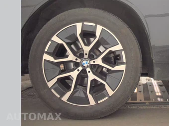 2026 BMW X3 30 xDrive - miniatura 11