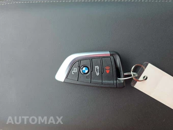 2026 BMW X3 30 xDrive - miniatura 5