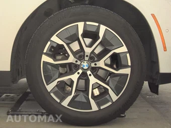 2026 BMW X3 30 xDrive - miniatura 10
