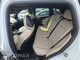 2026 BMW X3 30 xDrive - miniatura 13
