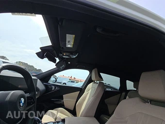2026 BMW X3 30 xDrive - miniatura 14