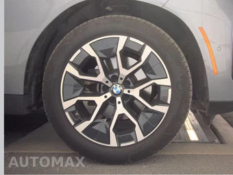 2026 BMW X3 30 xDrive - miniatura 10