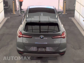 2026 BMW X3 30 xDrive - miniatura 6