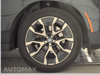 2026 BMW X3 30 xDrive - miniatura 10