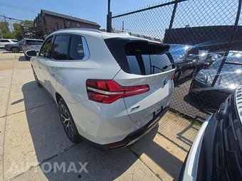 2026 BMW X3 30 xDrive - miniatura 2