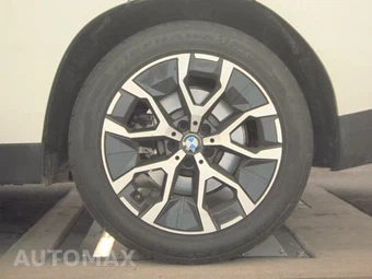2026 BMW X3 30 xDrive - miniatura 12