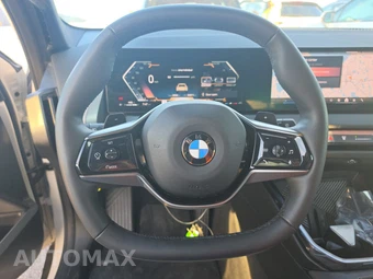 2026 BMW X3 30 xDrive - miniatura 16
